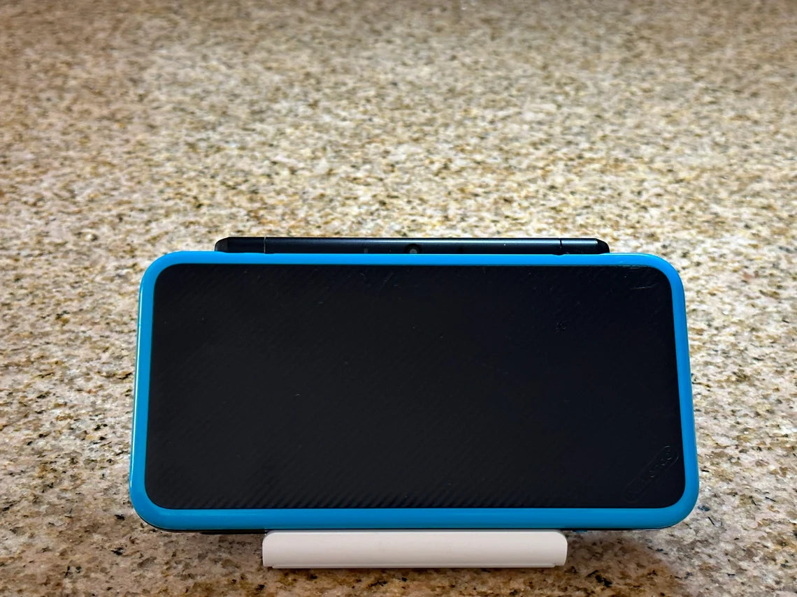 Customizable New Nintendo 2DS XL - with 128GB Games + Extras! New!