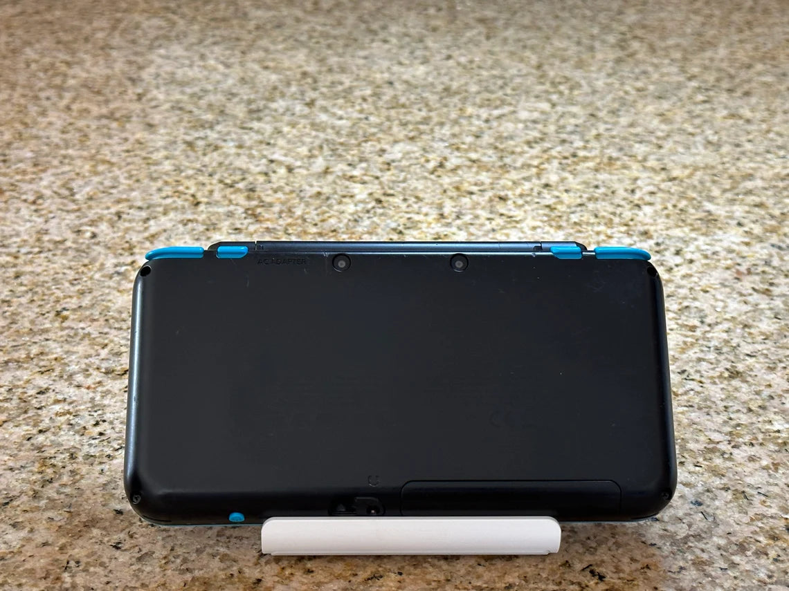 Customizable New Nintendo 2DS XL - with 128GB Games + Extras! New!